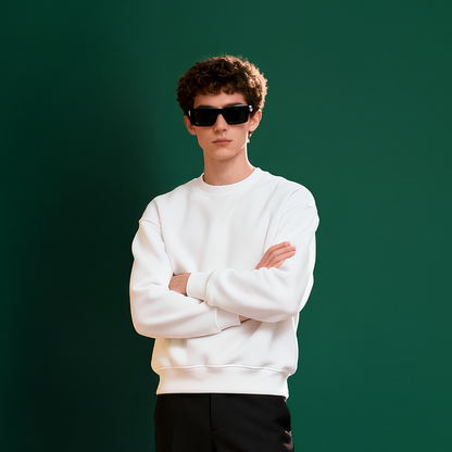 WHITE FLEECE WINTER SWEATSHIRT